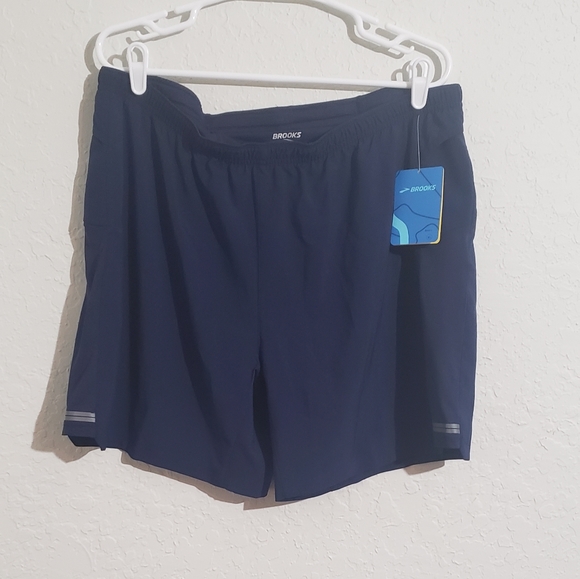 Brooks Running Shorts NWT - Picture 1 of 6